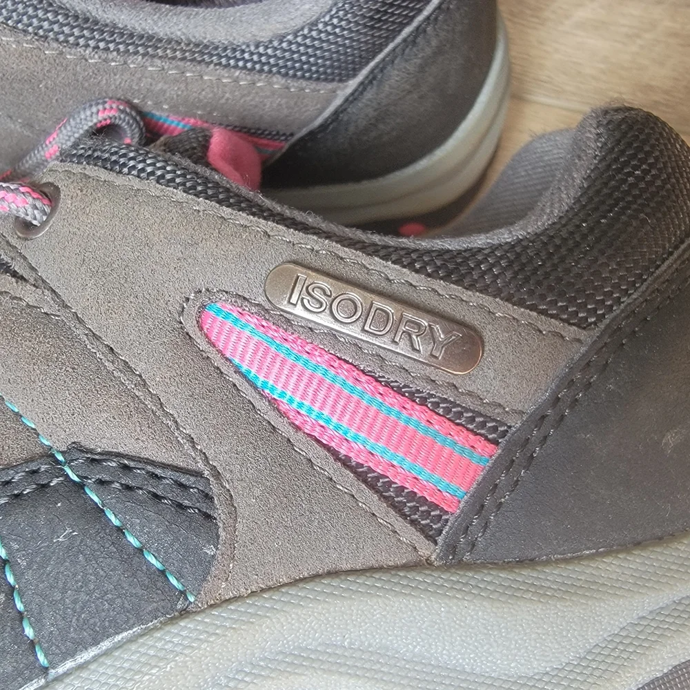 Mountain Warehouse Kids Girls Stampede Waterproof Hiking Shoes Grey Pink US Sz 2